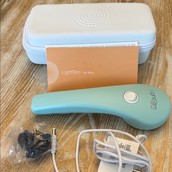 LightStim Blue LED Therapy Device - Picture 2 of 4